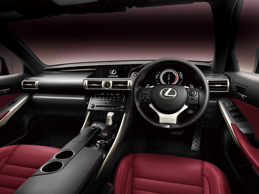  Lexus IS350 F-Sport 2013 года  (JP) (фото 2 из 4)